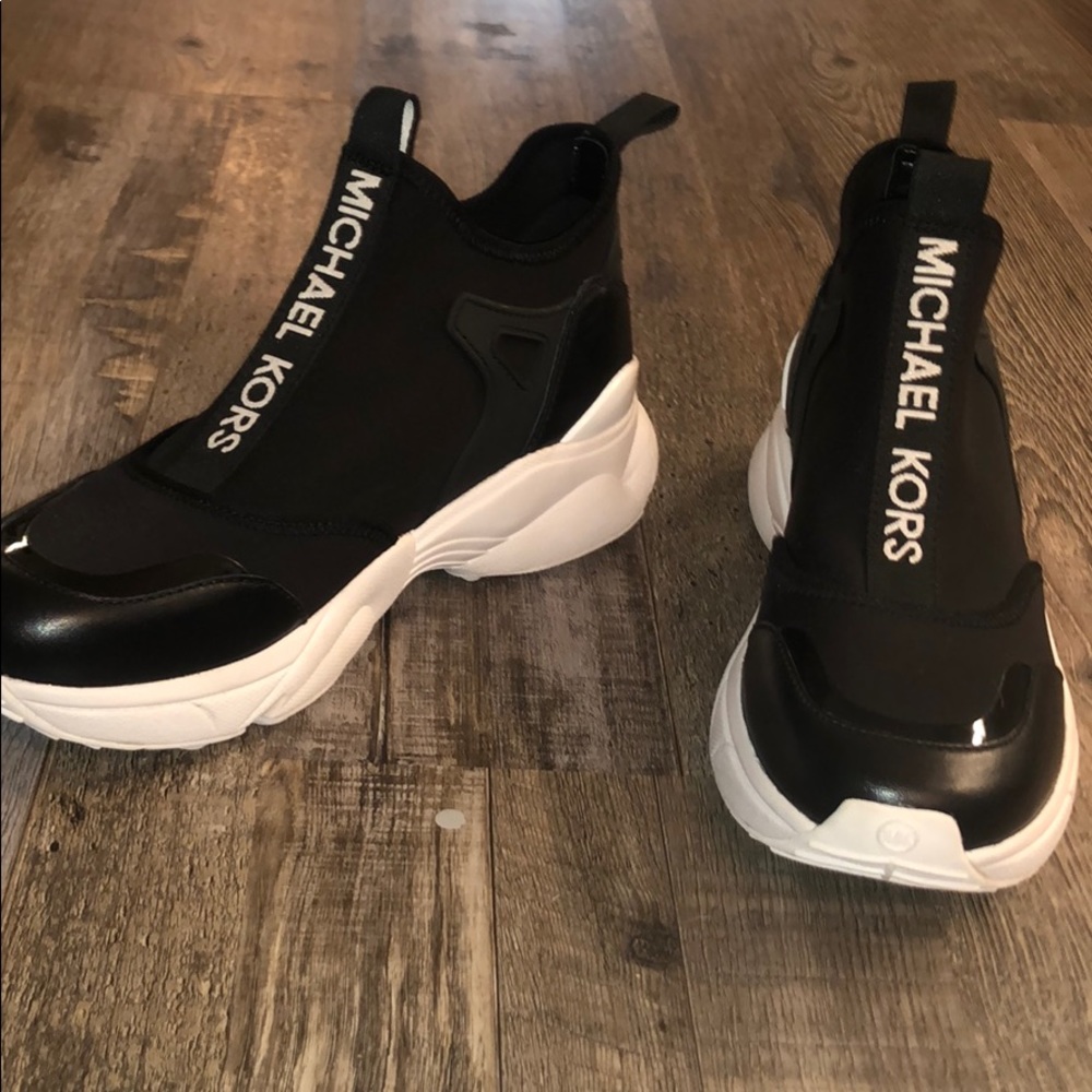 NWT Michael Kors Athletic Shoe
